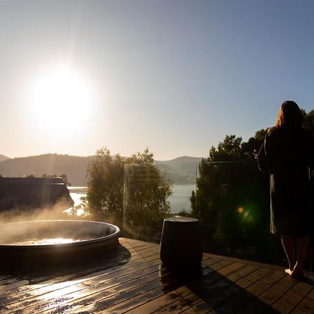 Woodland Bay Retreat-Hot Tub,Sauna And Bayview Hamptons Retreat Lymington المظهر الخارجي الصورة